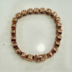 Beautiful rose gold toned bracelet